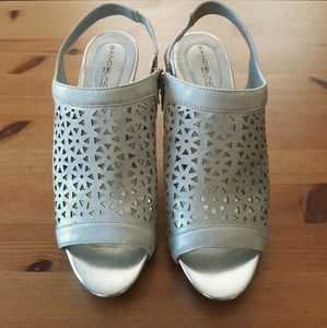 Bandolino slingbacks